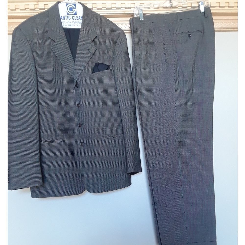 Men's Custom Suit, Made in Italy